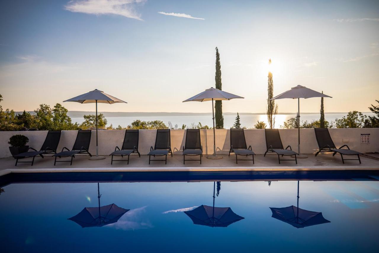 Royal Promons - Heated Pool Villa Stari Grad Kültér fotó