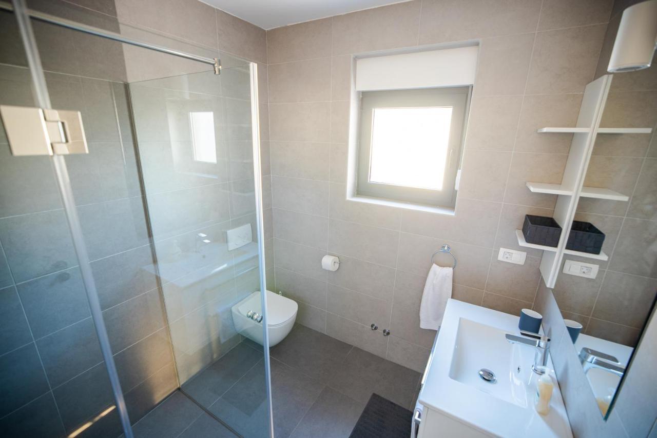 Royal Promons - Heated Pool Villa Stari Grad Kültér fotó