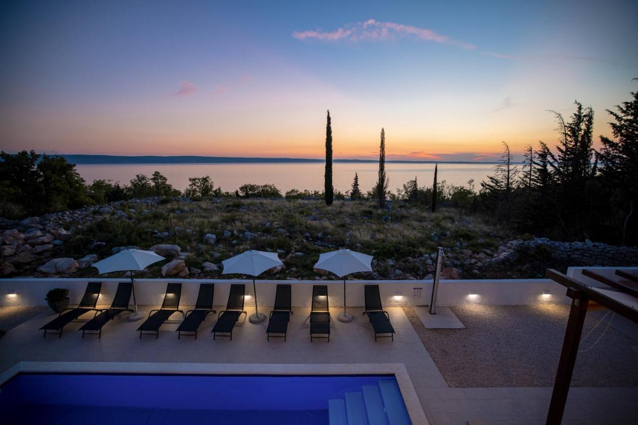 Royal Promons - Heated Pool Villa Stari Grad Kültér fotó