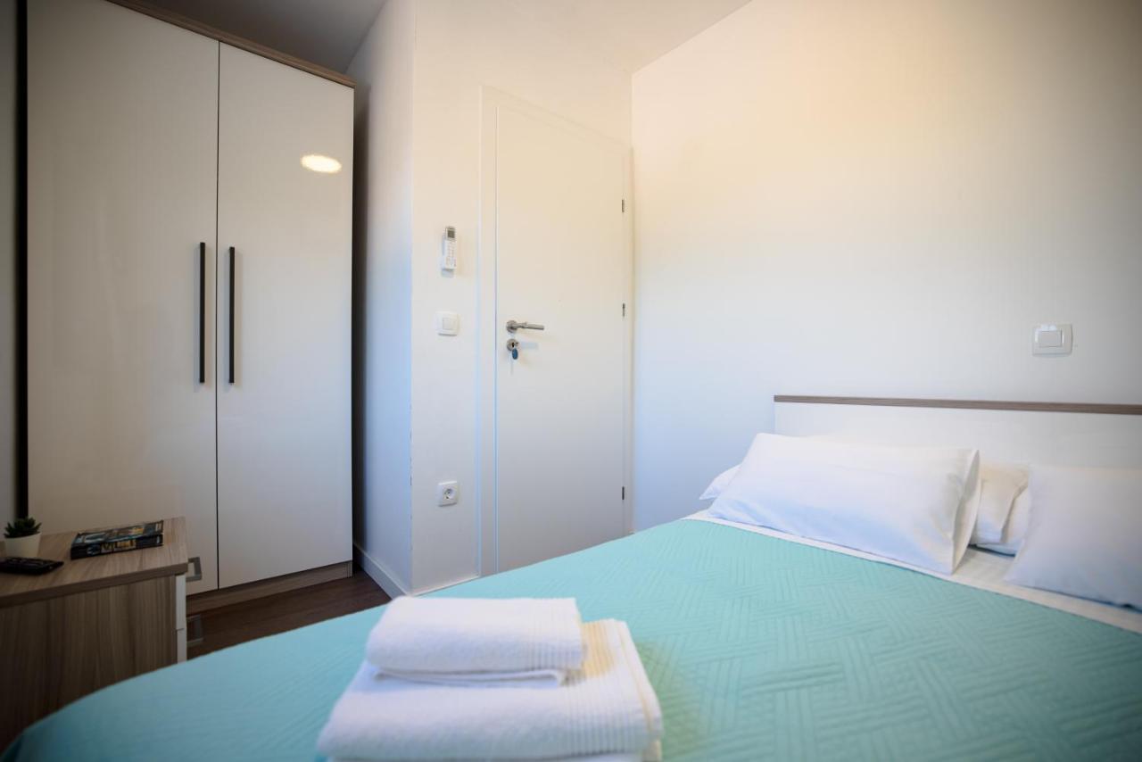 Royal Promons - Heated Pool Villa Stari Grad Kültér fotó